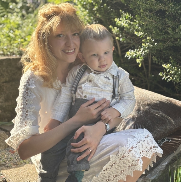 Meet your Posher, Allison - Picture 3 of 3